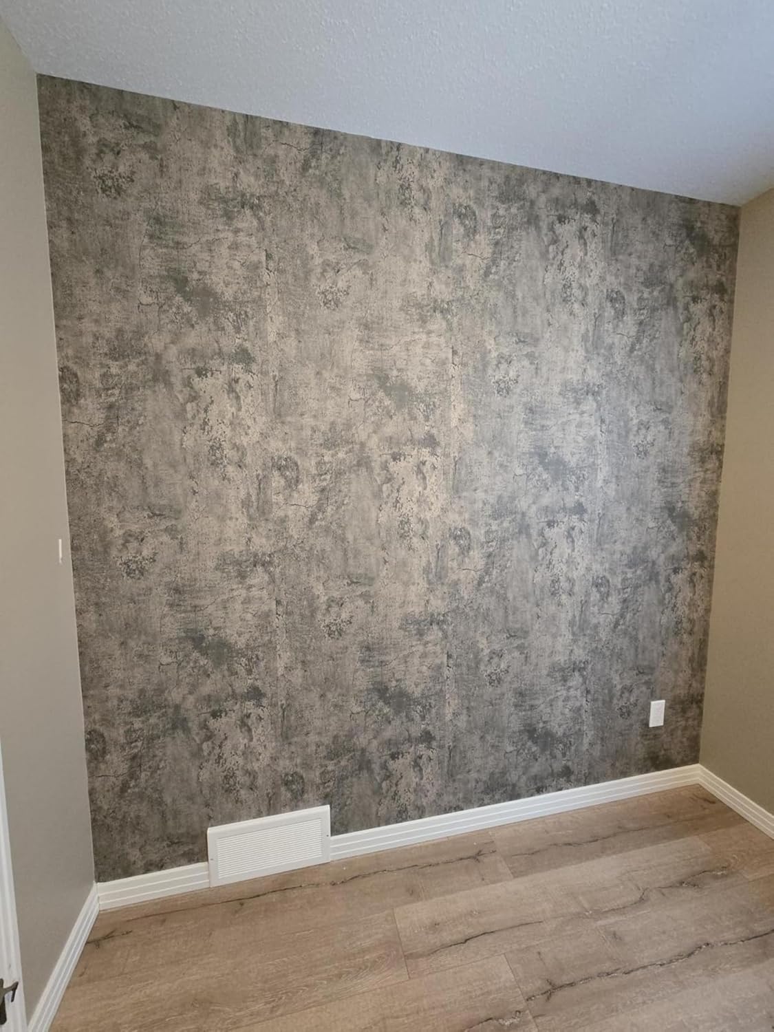 16"×354" Extra Thick Light Grey Concrete Wallpaper Peel and Stick 3D Faux Concrete Cement Contact Paper DIY Industrial Matte Textured Vinyl Wrap Removable Wall Sticker Bedroom Basement Garage